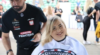 Piotrków strzyże na rekord! Tłumy mieszkańców podczas wyjątkowej próby Guinnessa