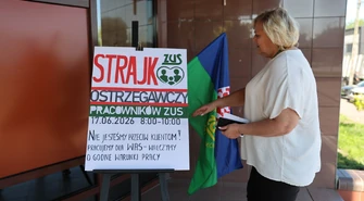 Strajk ostrzegawczy w ZUS. Pracownicy protestowali także w Piotrkowie Trybunalskim