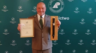 Paweł Kowalski z najwyższym odznaczeniem Lasów Państwowych. „To nagroda dla wszystkich leśników”