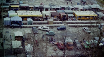 Handel na gazetach, „szczęki” i bazary. Tak rodził się wolny rynek w Piotrkowie