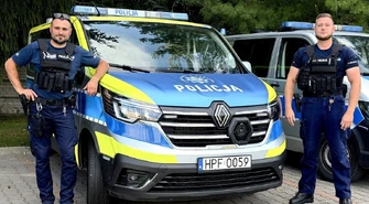 Usłyszeli wołanie o pomoc. Policjanci uratowali 54-latka z objawami hipoglikemii
