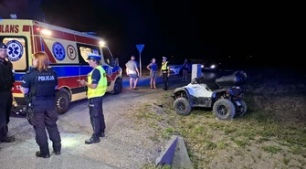 Quad wyleciał z drogi i dachował. Wpadł do rowu i przygniótł kierującego