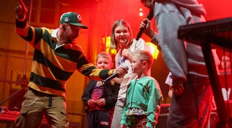 Alien x Majtis rozgrzali piotrkowski rynek ZDJĘCIA