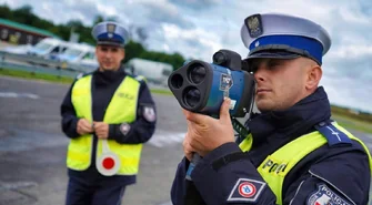 ROADPOL Safety Days w Piotrkowie. Policjanci kontrolują prędkość