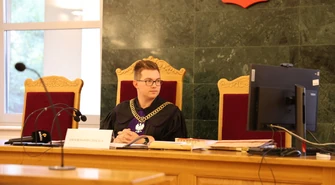 Osiem miesięcy za kratami za pieniądze na studniówkę. Jest wyrok w sprawie Emilii Z.