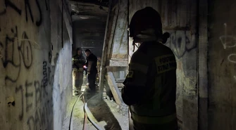 Pożar pustostanu przy 1 Maja. Strażacy znów interweniowali