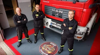 Nowa posadzka i AED w remizie OSP Kosów. Druhowie poprawili warunki służby