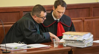 8 lat więzienia i  ponad 2 miliony złotych dla rodzin. Tego chce prokuratura dla Sebastiana M.