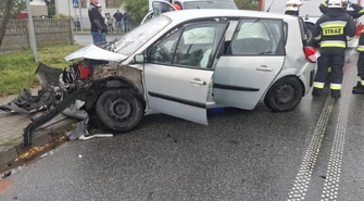 Zderzenie Audi i Renault przy S8. 46-latka dostała mandat