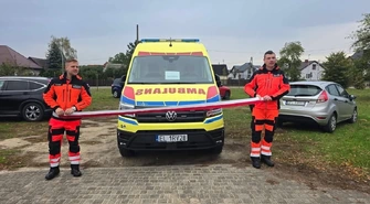 Nowy ambulans dla ratowników medycznych w Wolborzu